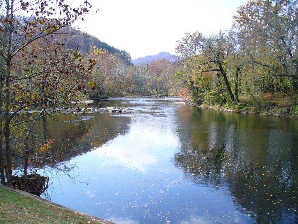 Riverbend Lodging Брайсон-Сити Экстерьер фото