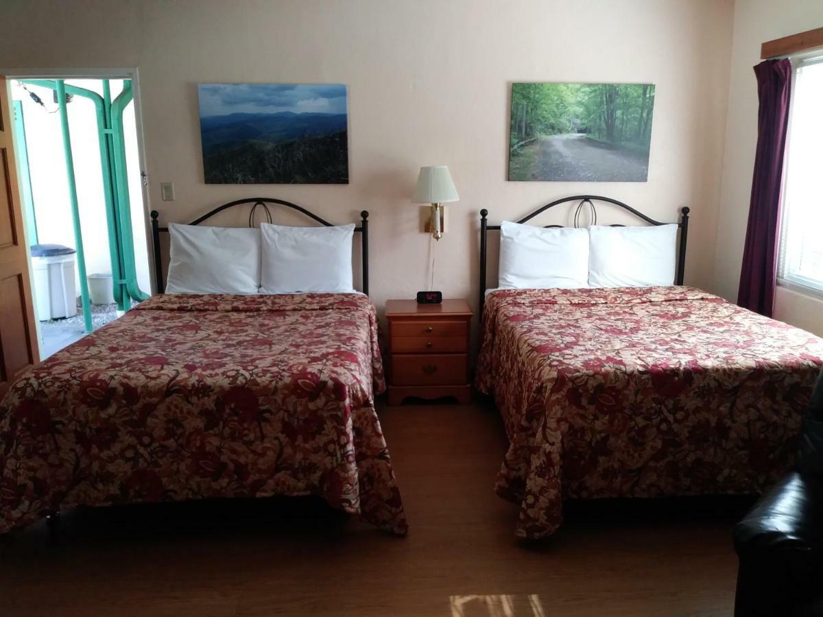 Riverbend Lodging Брайсон-Сити Экстерьер фото